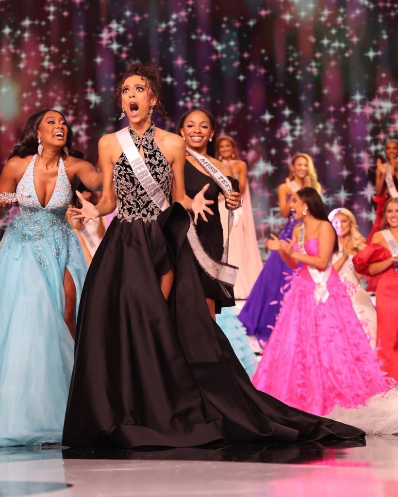 Nebraska wins Miss Teen USA 2022 – Inside Pageant